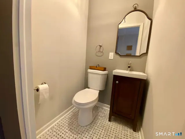 $5,900 | 27 Quintard Avenue, Unit 1, Norwalk, CT 06854