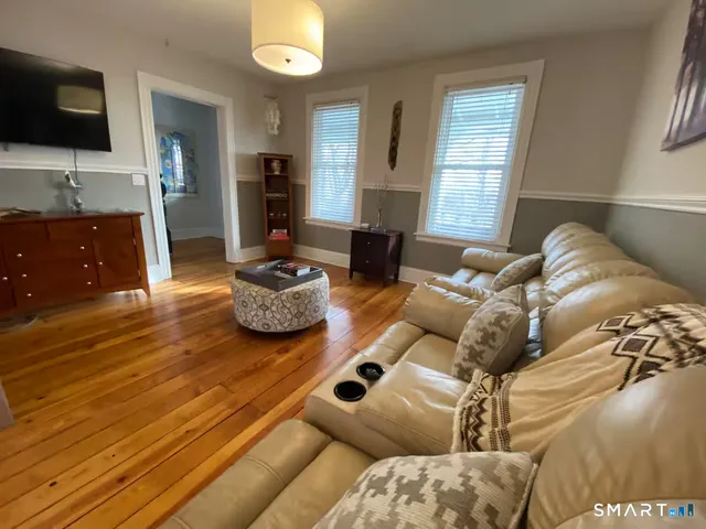 $5,900 | 27 Quintard Avenue, Unit 1, Norwalk, CT 06854