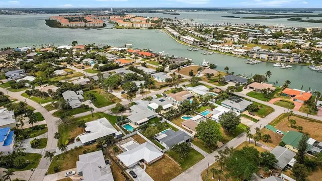 $12,500 | 608 Malabar Avenue, Hutchinson Island, FL 34949