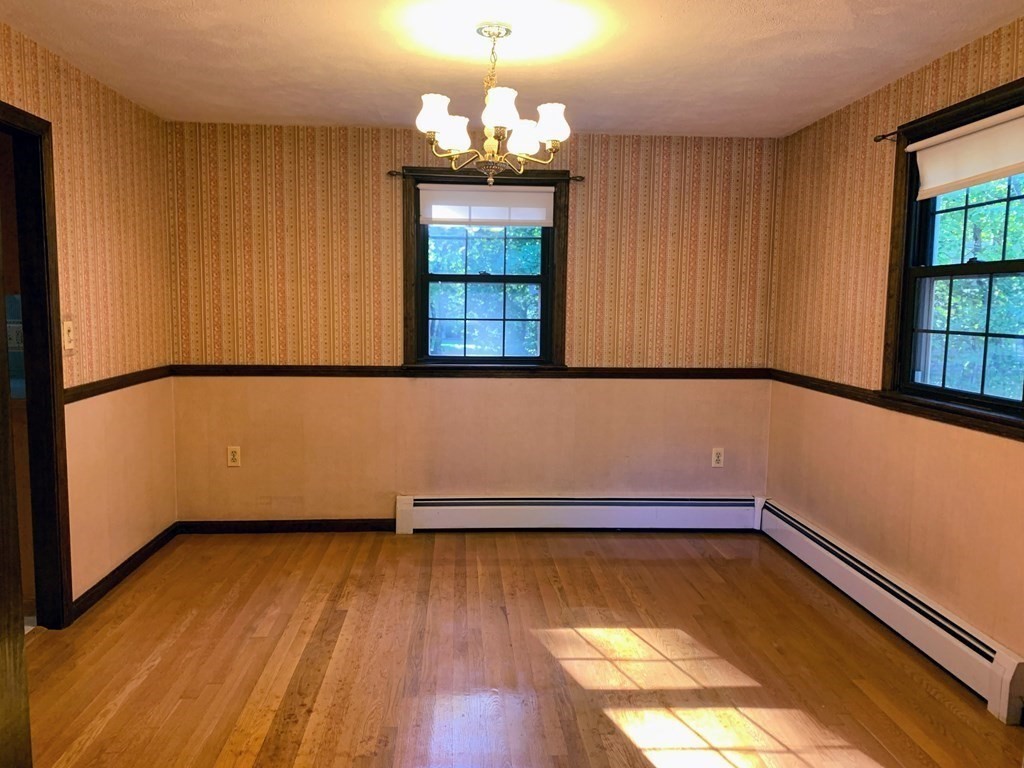 10 Oregon Road Tewksbury, MA 01876 - Photo 12 of 25 Gallery Image 12