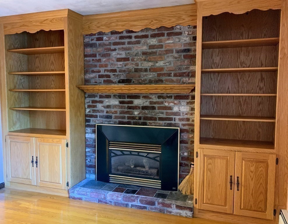 10 Oregon Road Tewksbury, MA 01876 - Photo 13 of 25 Gallery Image 13