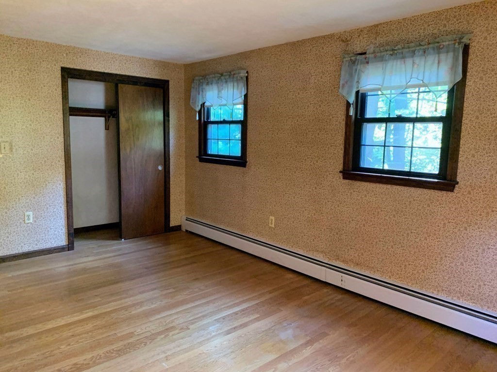 10 Oregon Road Tewksbury, MA 01876 - Photo 20 of 25 Gallery Image 20