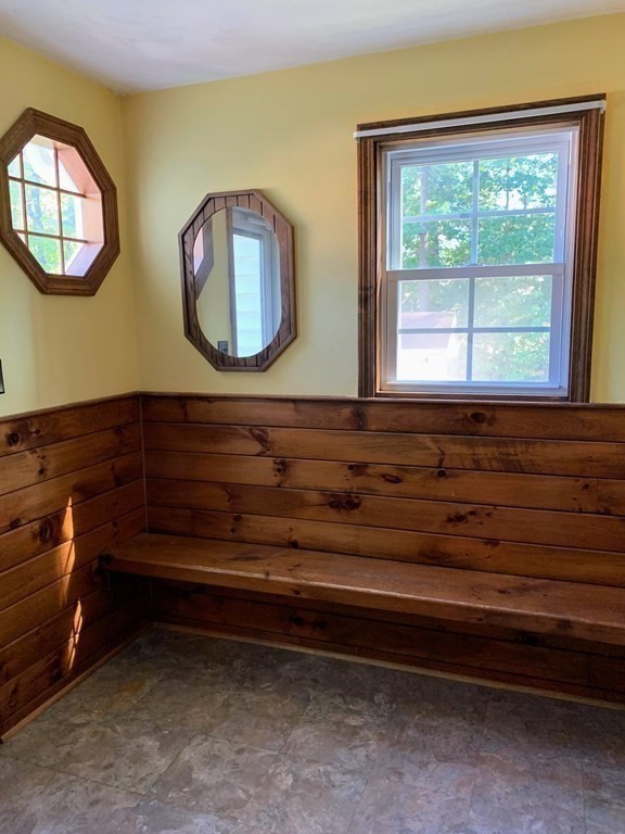 10 Oregon Road Tewksbury, MA 01876 - Photo 7 of 25 Gallery Image 7