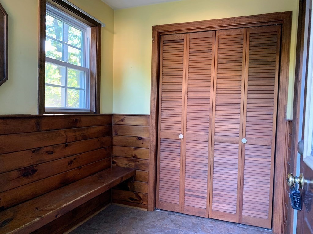 10 Oregon Road Tewksbury, MA 01876 - Photo 8 of 25 Gallery Image 8