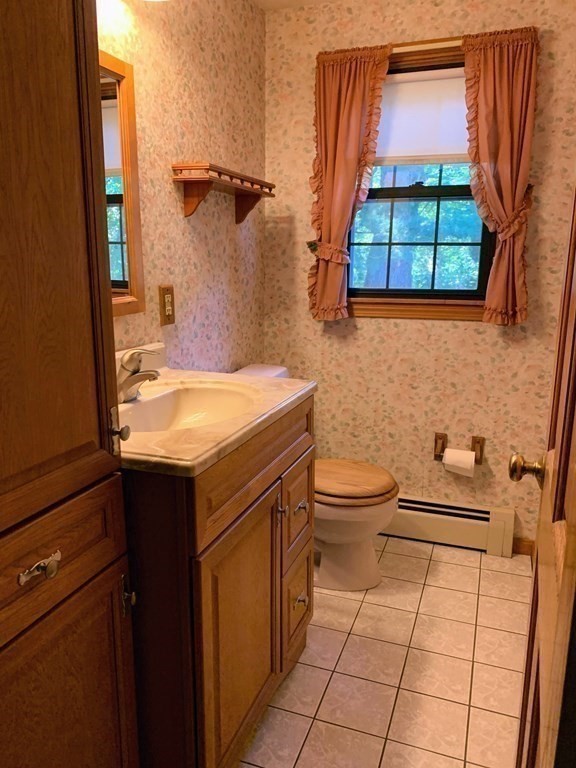 10 Oregon Road Tewksbury, MA 01876 - Photo 9 of 25 Gallery Image 9