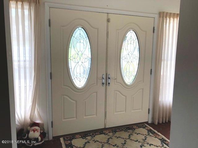730 North Park Street Crescent City, FL 32112 - Photo 7 of 31 a view of a interior of a house