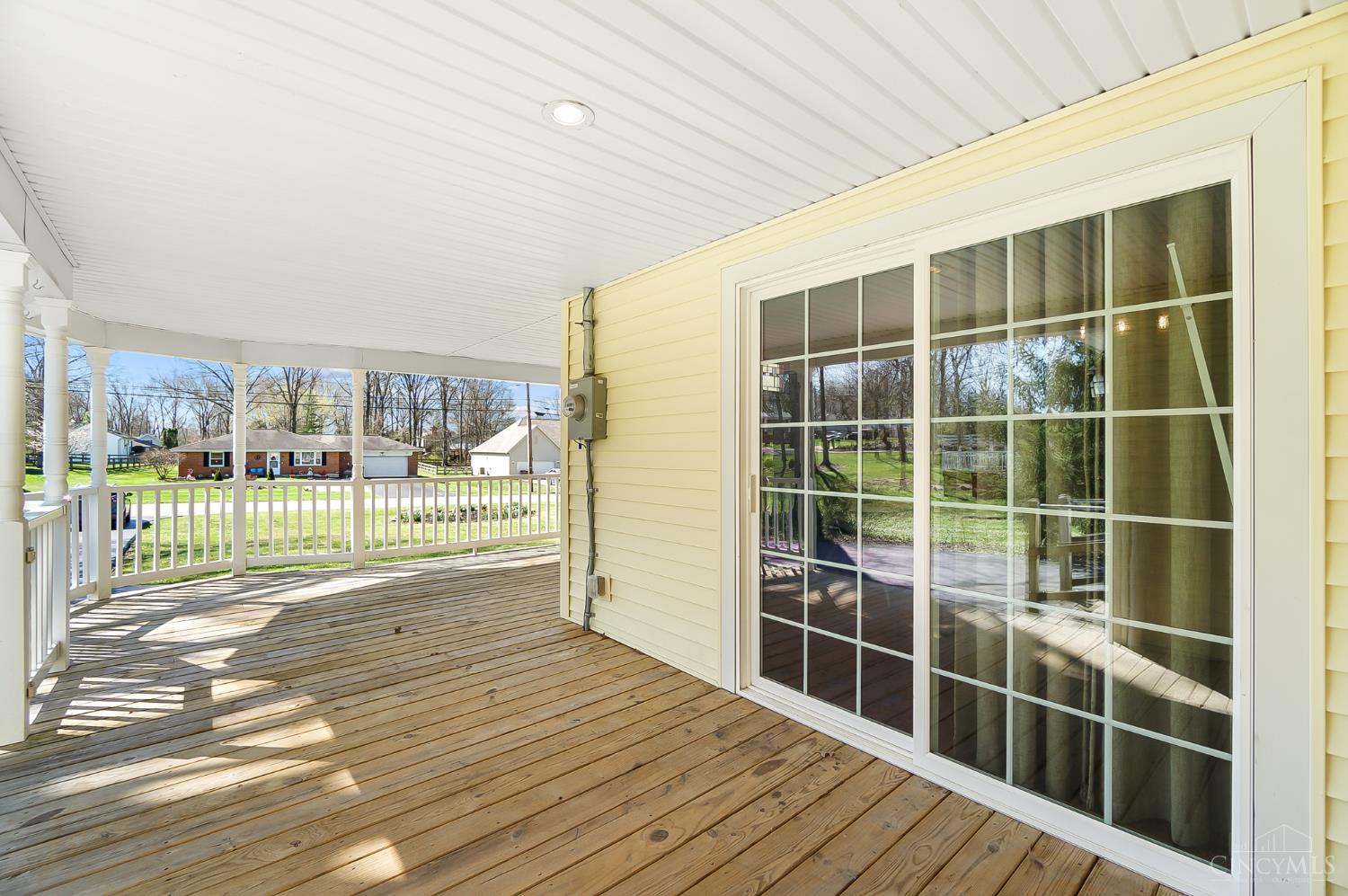 1014 Gaskins Road Cincinnati, OH 45245 - Photo 11 of 71