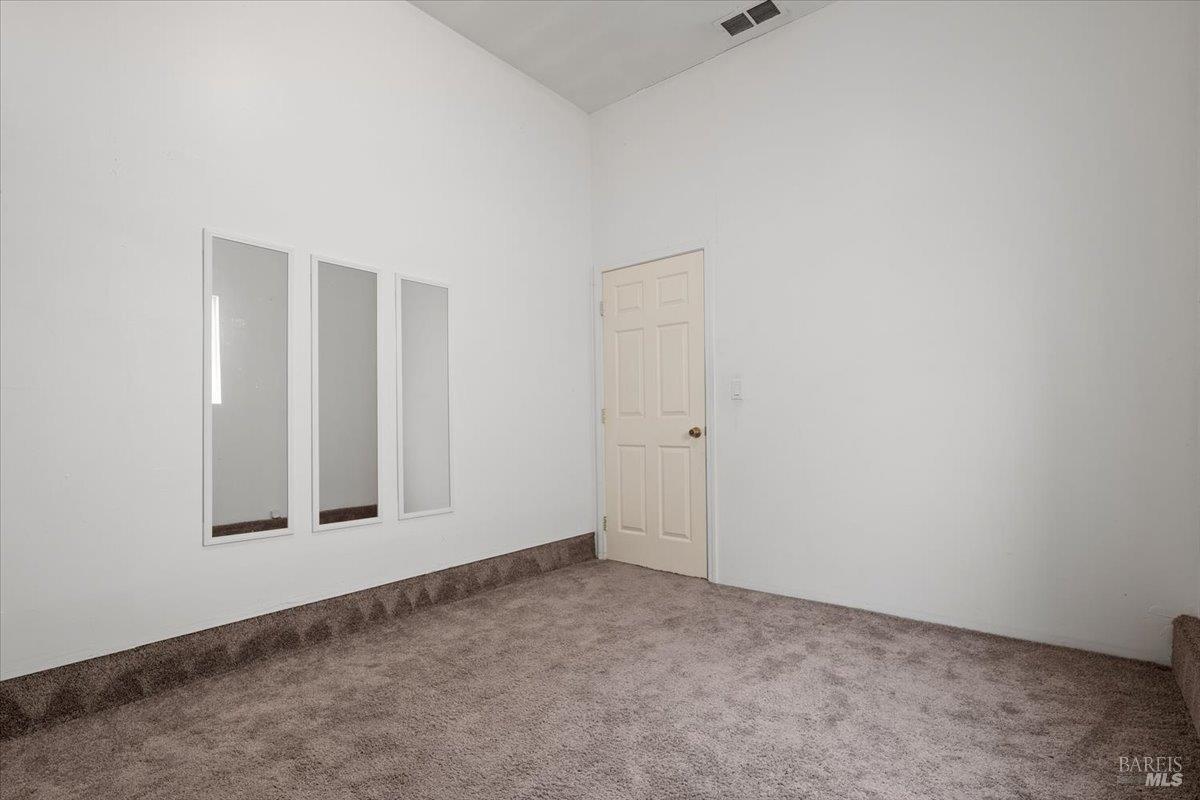 1447 Tammy Way Santa Rosa, CA 95401 - Photo 15 of 23