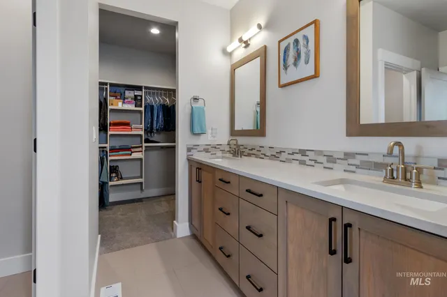 $569,000 | 9864 West Aviara Street, Star, ID 83669