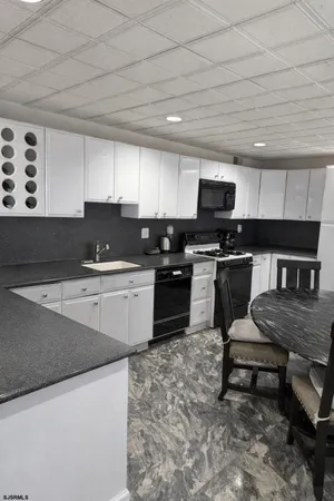 $1,295,000 | 4501 Atlantic Brigantine Boulevard, Brigantine, NJ 08203