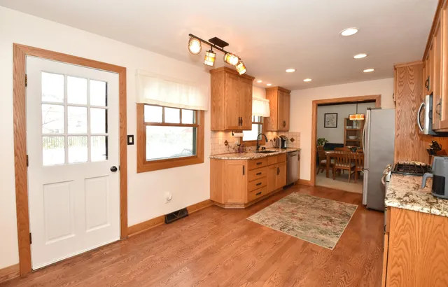 $369,900 | 631 Hialeah Drive, Caledonia, WI 53402