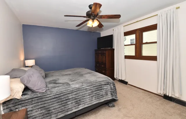 $369,900 | 631 Hialeah Drive, Caledonia, WI 53402