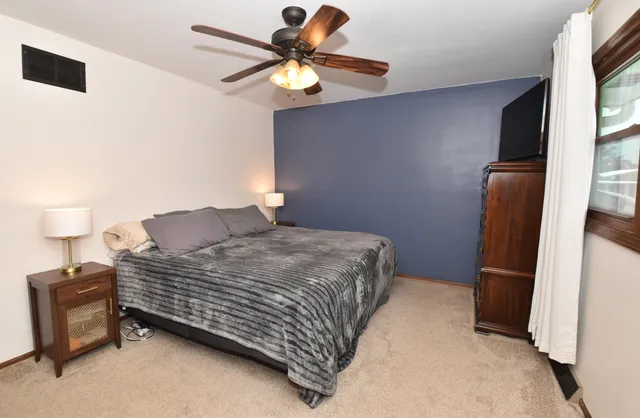 $369,900 | 631 Hialeah Drive, Caledonia, WI 53402