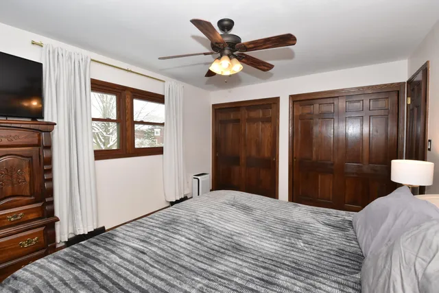 $369,900 | 631 Hialeah Drive, Caledonia, WI 53402