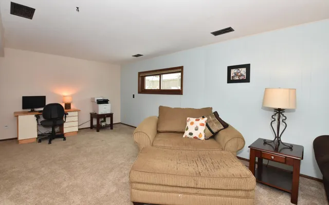 $369,900 | 631 Hialeah Drive, Caledonia, WI 53402