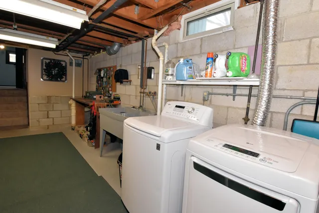 $369,900 | 631 Hialeah Drive, Caledonia, WI 53402