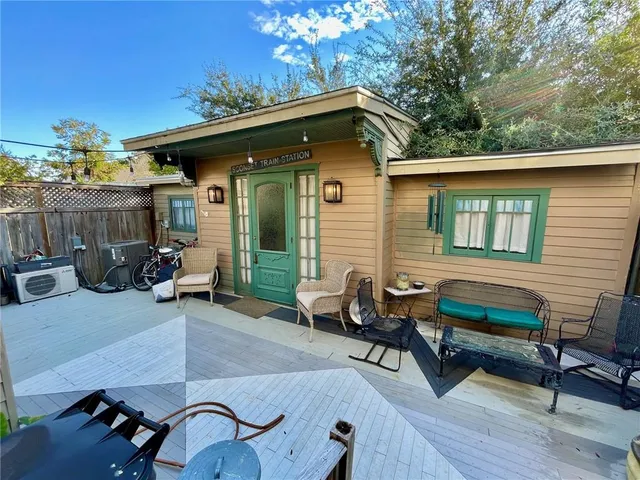 $2,900 | 915 Arabella Street, New Orleans, LA 70115