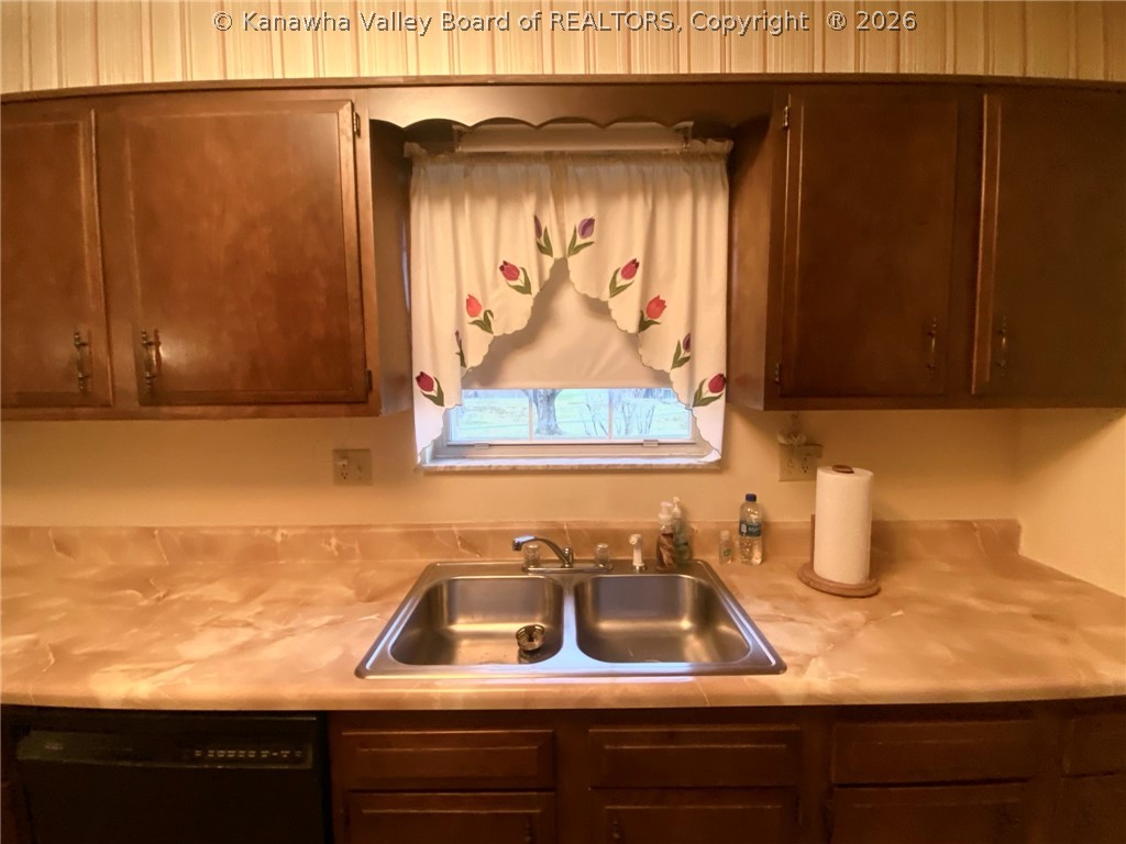 38 Marilyn Road Scott Depot, WV 25560 - Photo 7 of 24 Gallery Image 7