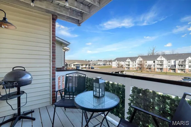 $139,900 | 1456 Hawks Nest Court, Unit F, St. Charles, MO 63303