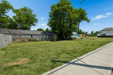 $300,000 | 4024 Delaware Avenue, Nashville, TN 37209