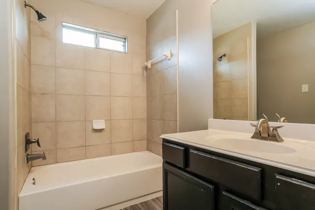 $1,955 | 5211 Clipper Hill Court, Spring, TX 77373