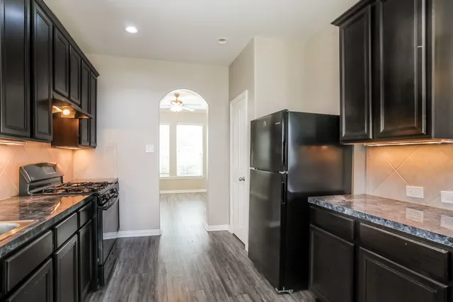 $1,955 | 5211 Clipper Hill Court, Spring, TX 77373