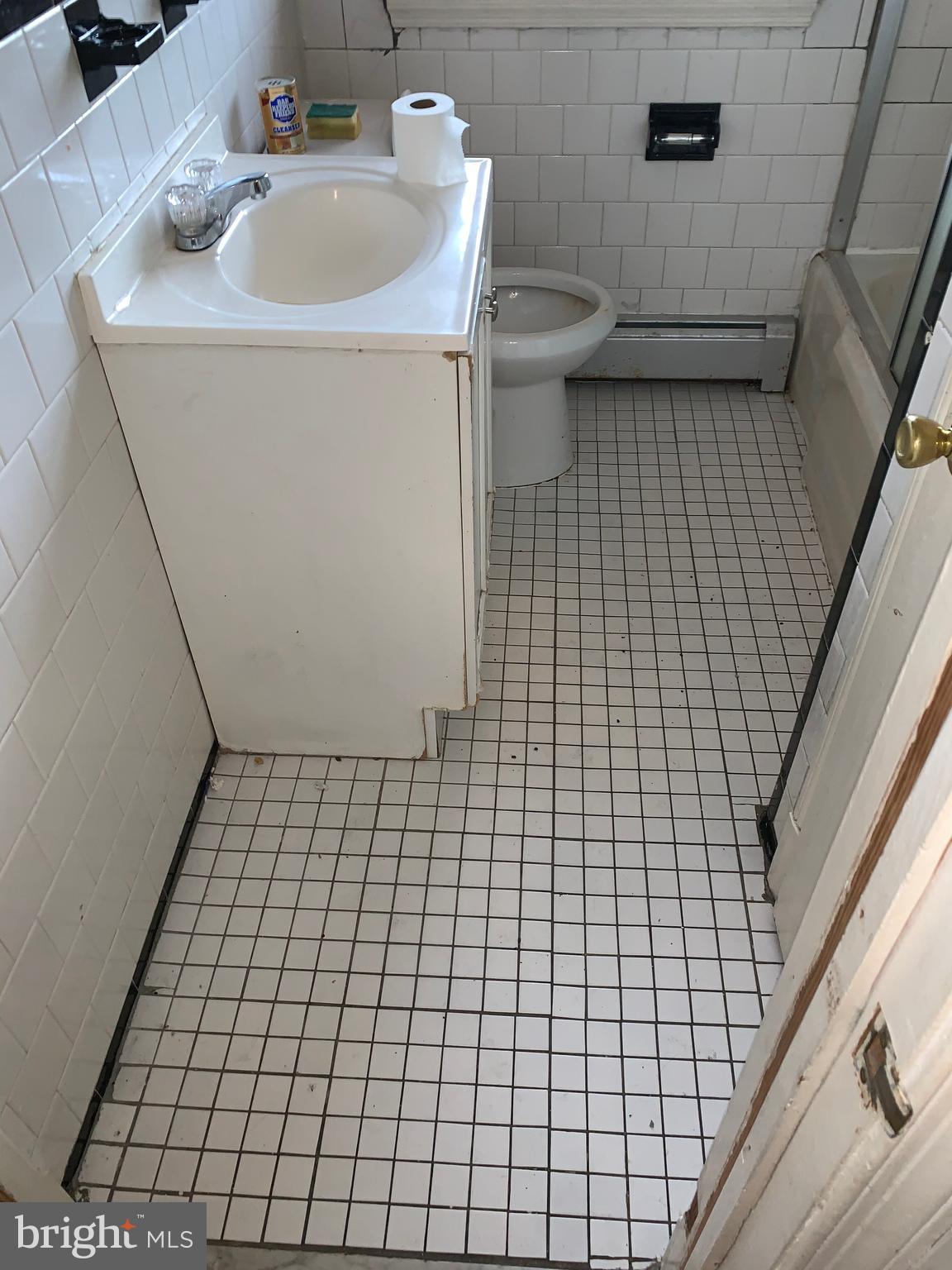 1921 Crestview Road Baltimore, MD 21239 - Photo 12 of 30