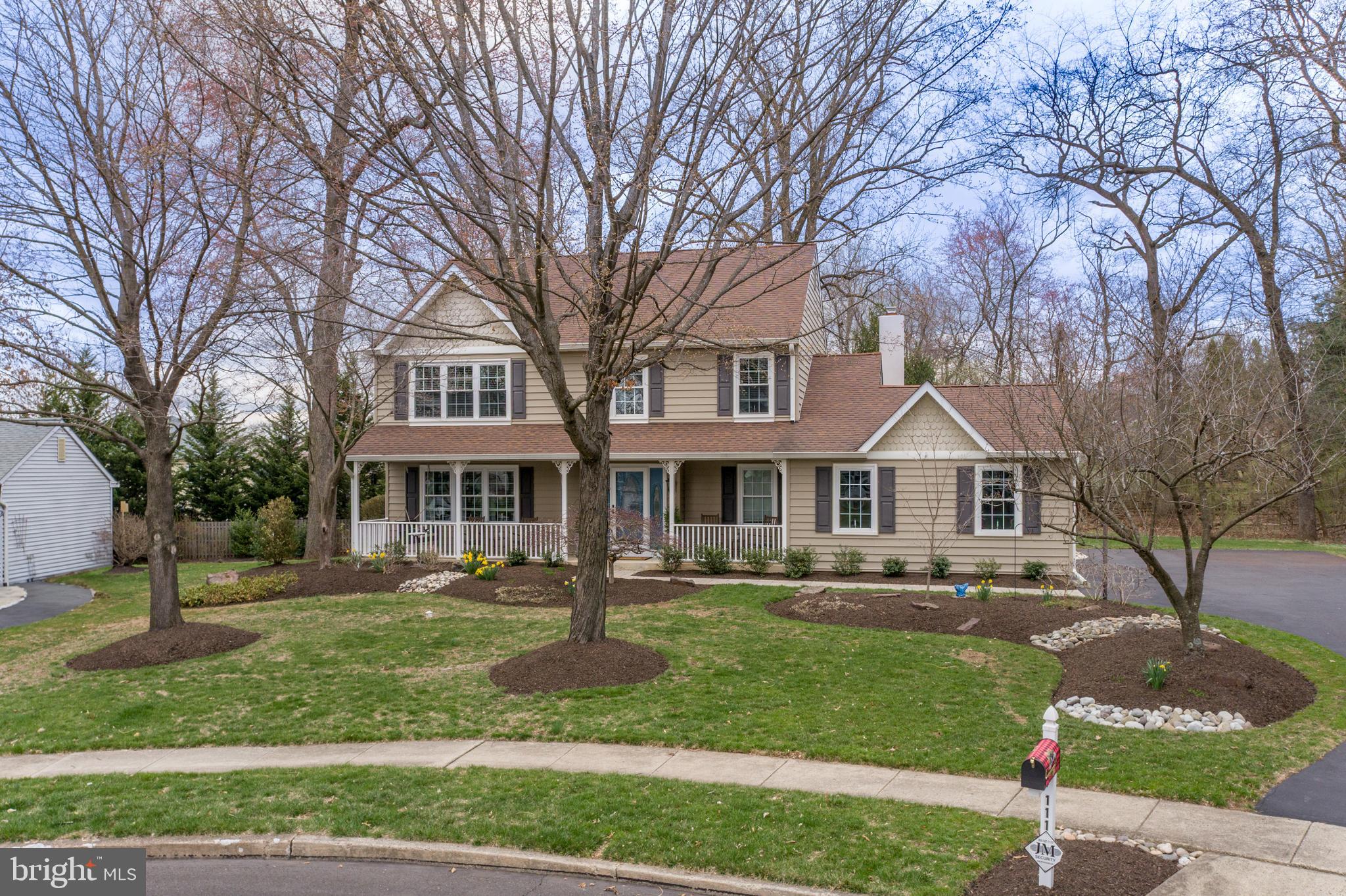 Welcome to 111 Hampton Cir