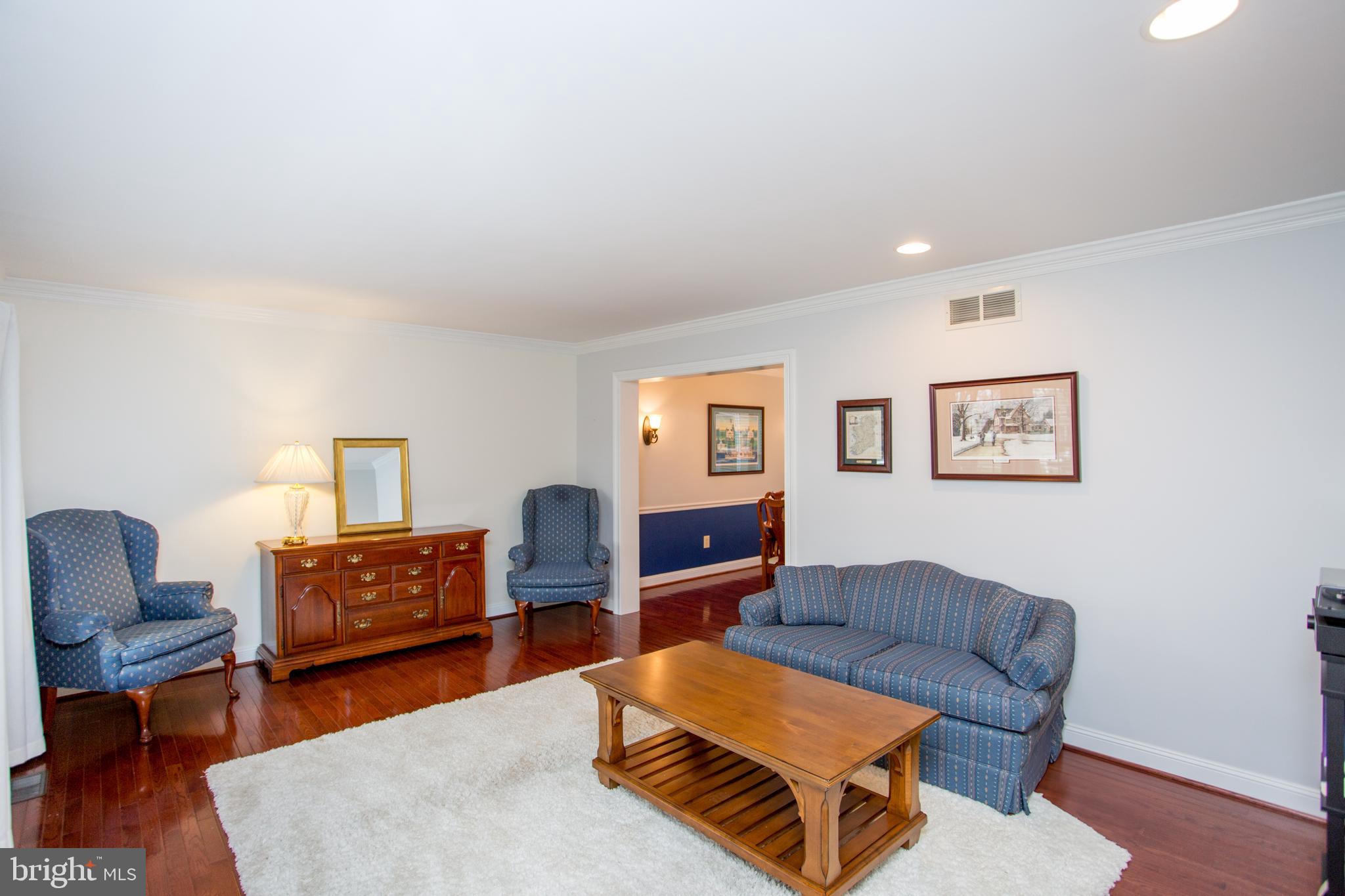111 Hampton Circle Lansdale, PA 19446 - Photo 12 of 63 Wood floors in living room