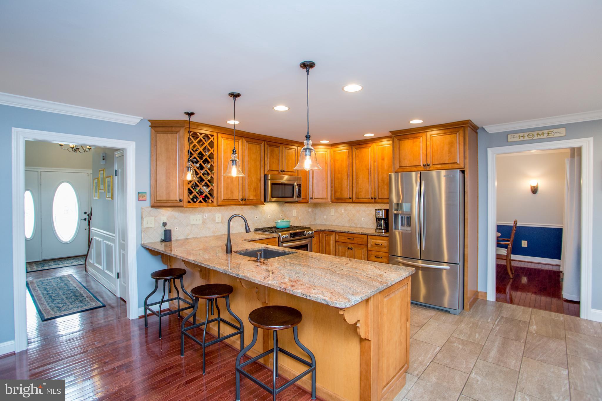 111 Hampton Circle Lansdale, PA 19446 - Photo 23 of 63 Custom kitchen