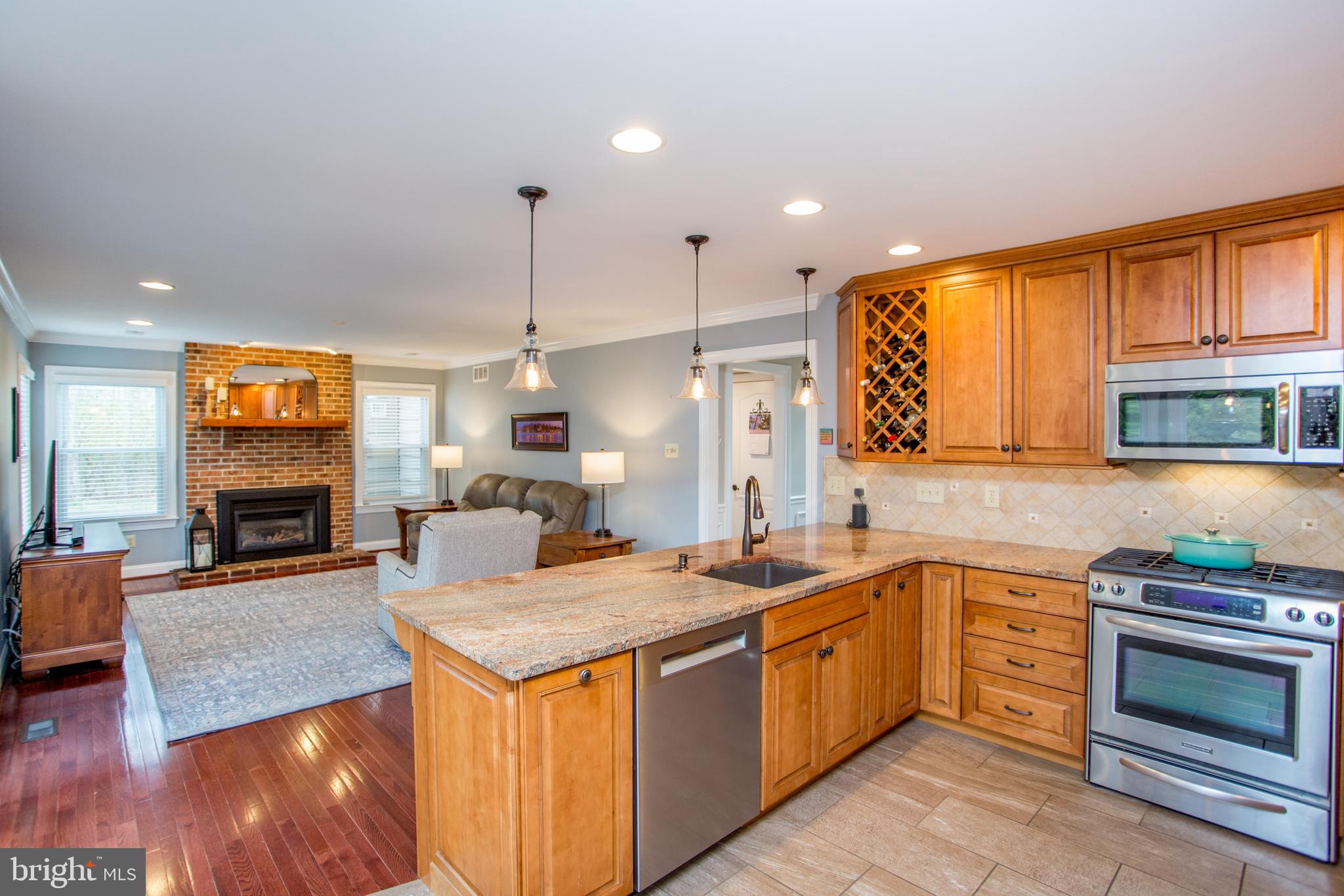 111 Hampton Circle Lansdale, PA 19446 - Photo 25 of 63 Open to family room