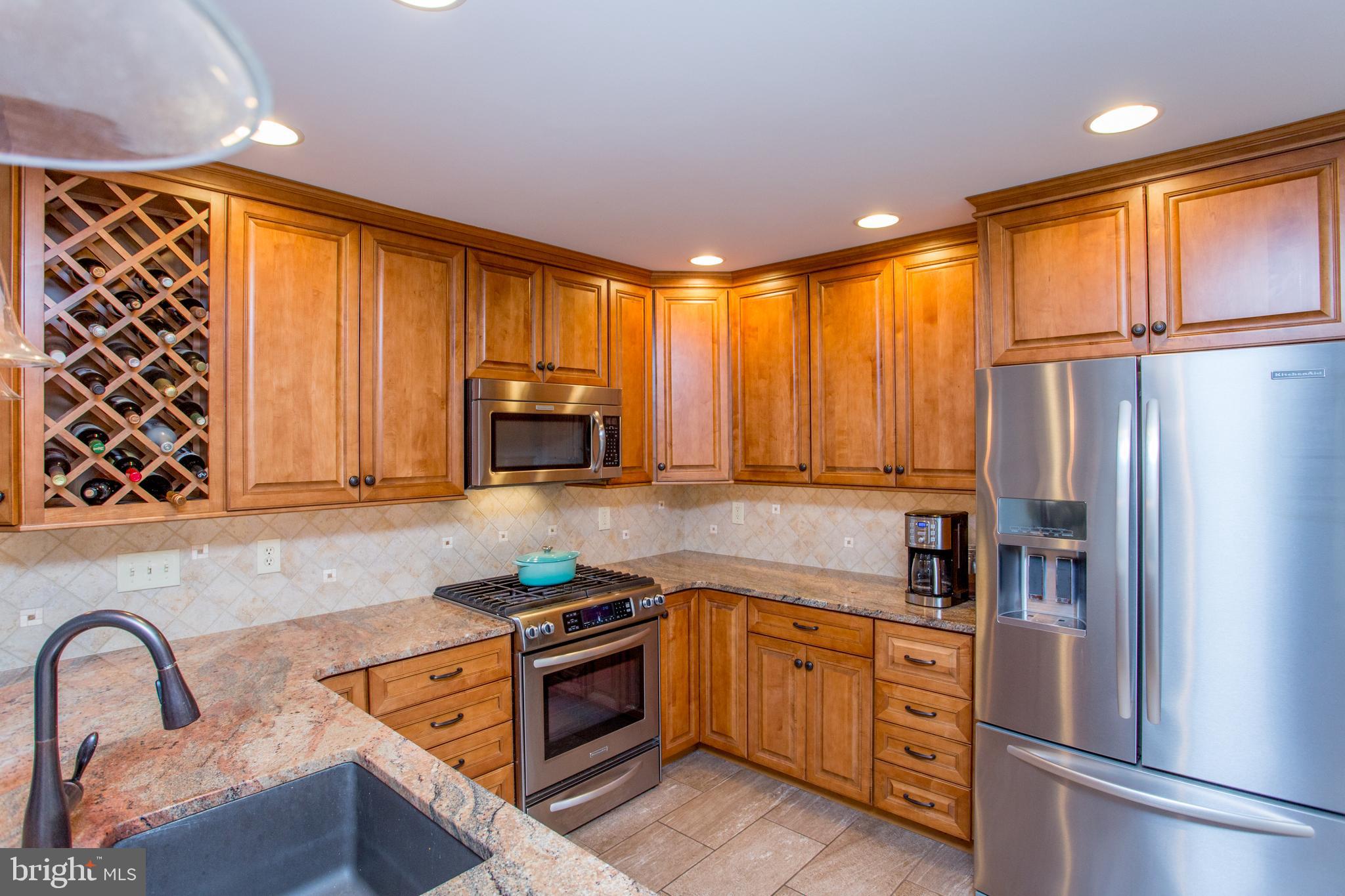 111 Hampton Circle Lansdale, PA 19446 - Photo 27 of 63 Stainless appliances