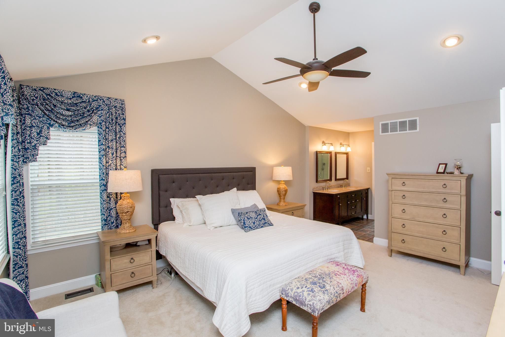 111 Hampton Circle Lansdale, PA 19446 - Photo 30 of 63 Spacious suite