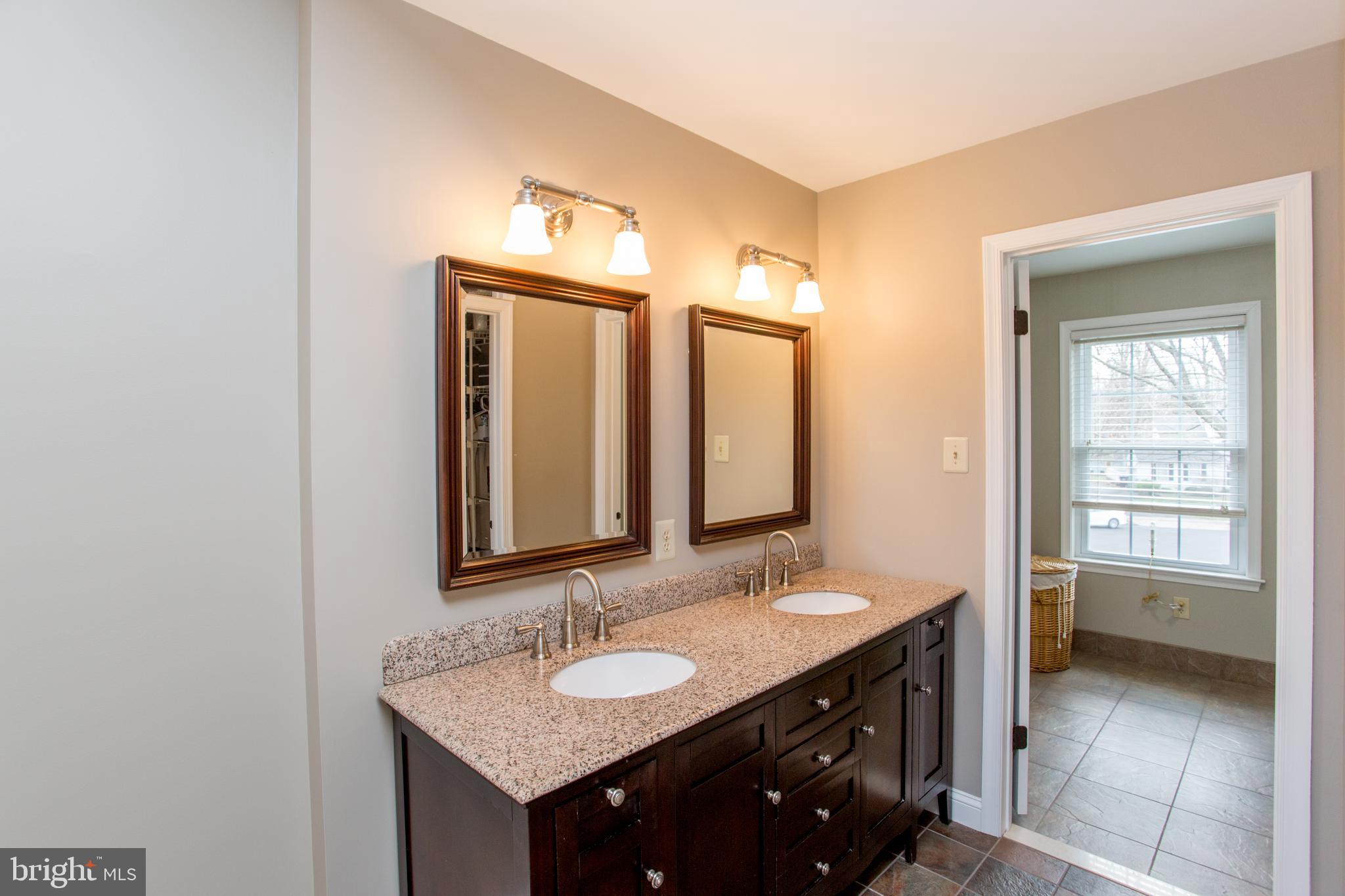 111 Hampton Circle Lansdale, PA 19446 - Photo 32 of 63 Double sinks