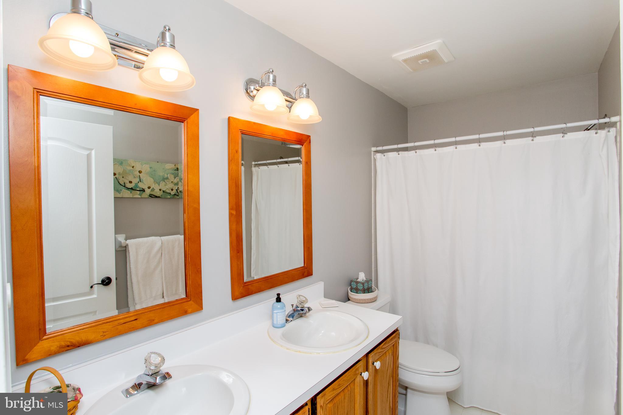 111 Hampton Circle Lansdale, PA 19446 - Photo 41 of 63 Double sinks in hall bathroom