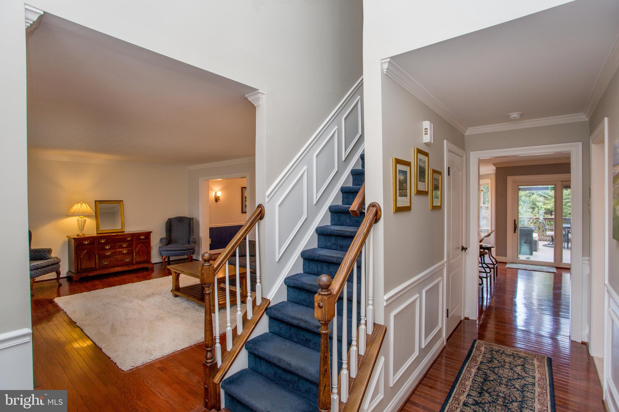 111 Hampton Circle Lansdale, PA 19446 - Photo 10 of 63 Custom millwork