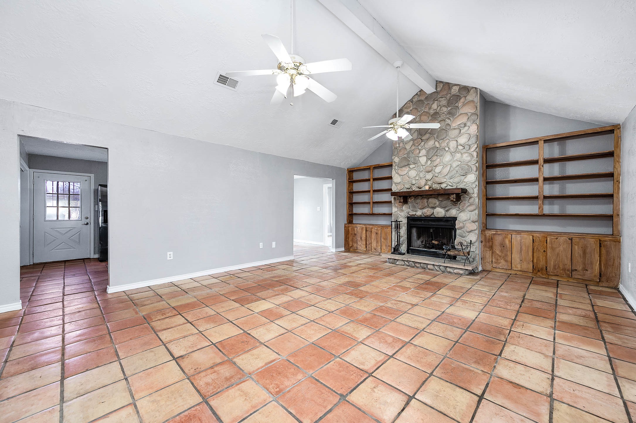 13710 Pleasant Way Alvin, TX 77511 - Photo 7 of 30