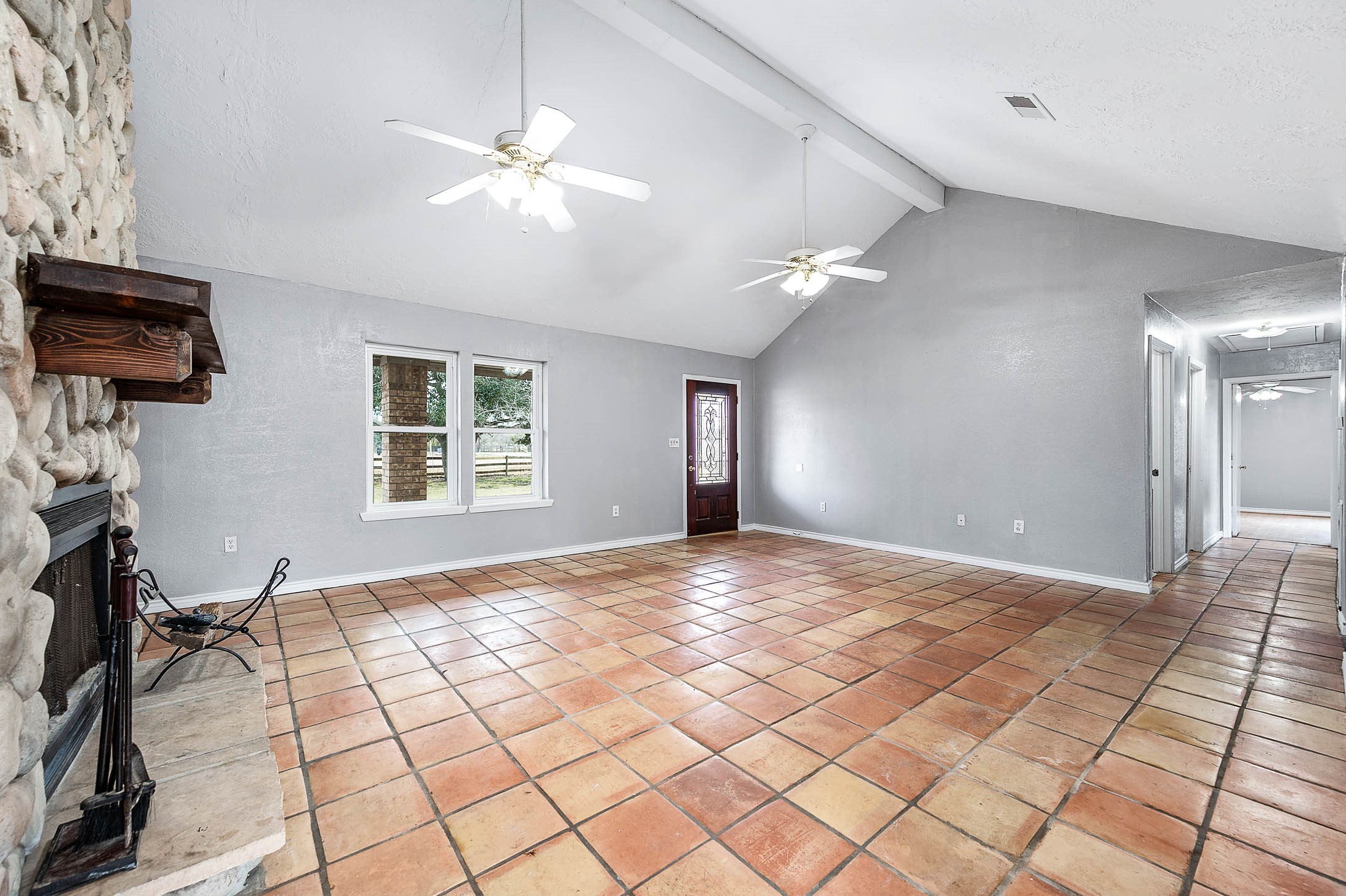 13710 Pleasant Way Alvin, TX 77511 - Photo 9 of 30