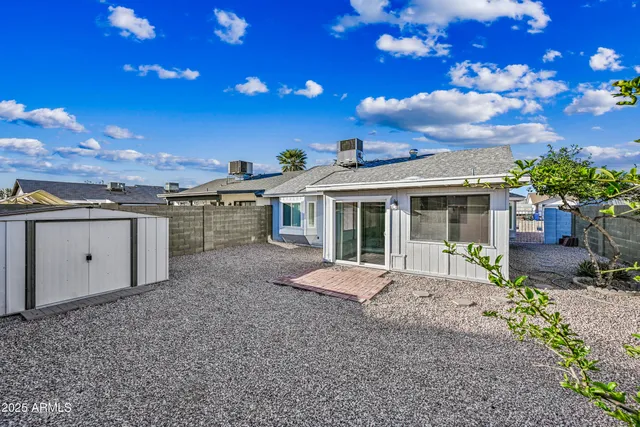 $1,750 | 1813 East Grandview Road, Phoenix, AZ 85022