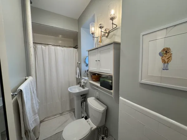 $2,700 | 339 South Huntington Avenue, Unit 7, Boston, MA 02130