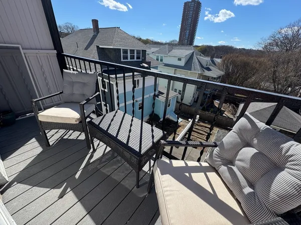 $2,700 | 339 South Huntington Avenue, Unit 7, Boston, MA 02130