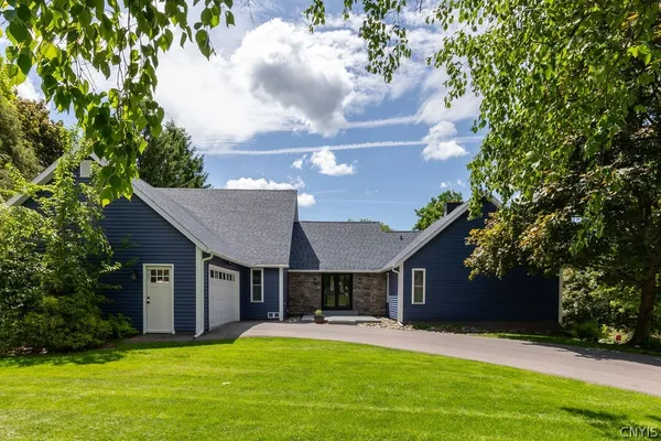 $629,900 | 8220 Penstock Way, Manlius, NY 13104