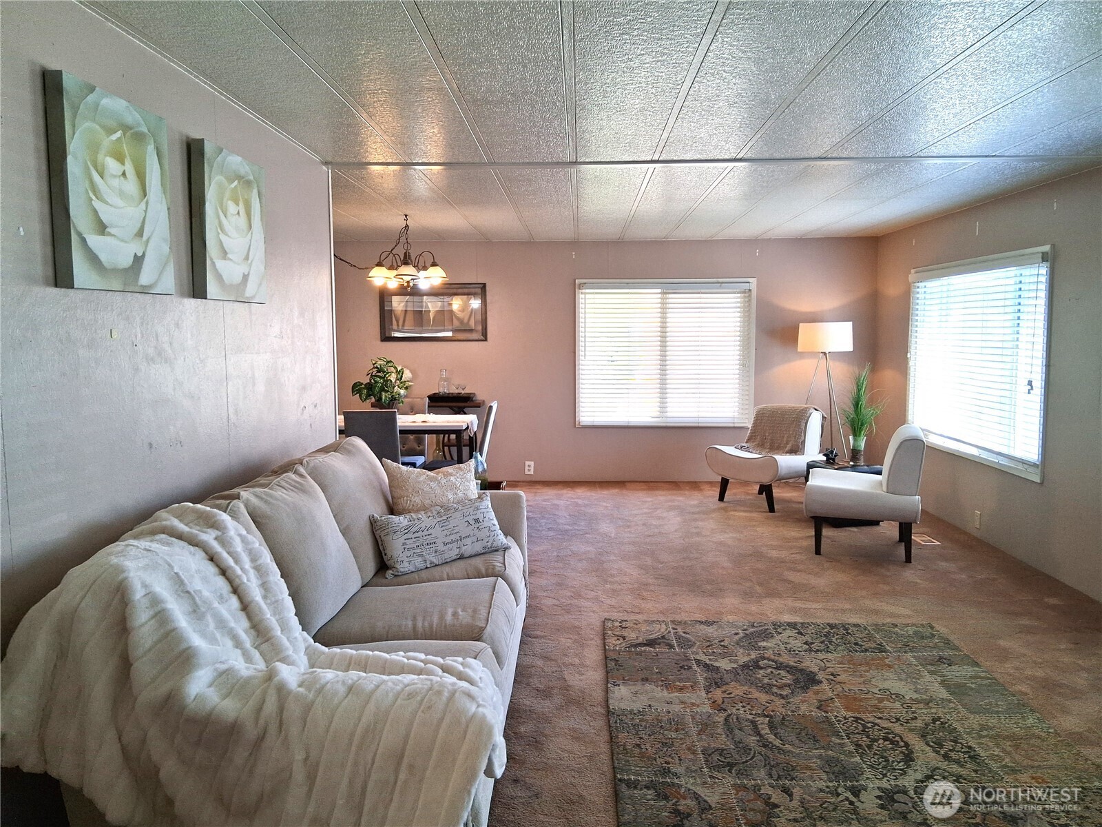815 124th Street Southwest, Unit 36 Everett, WA 98204 - Photo 5 of 32
