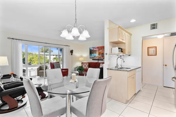 $103,000 | 5180 East Sabal Palm Boulevard, Unit 234, Tamarac, FL 33319