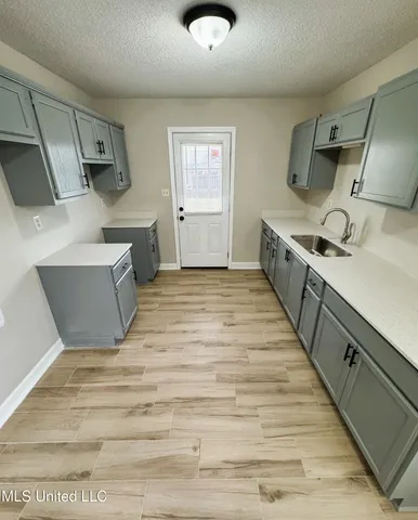 $1,645 | 7097 Foxhall Drive, Horn Lake, MS 38637