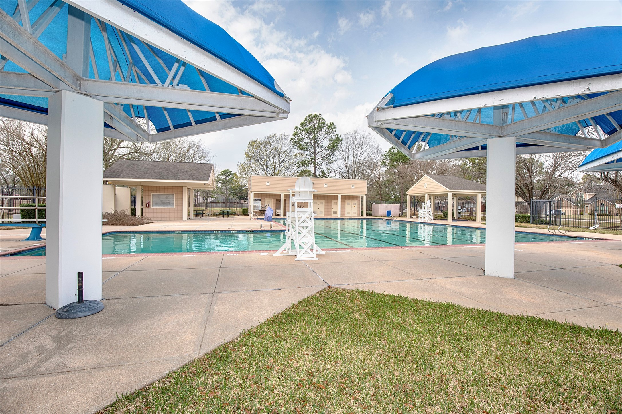 1627 Mabry Mill Road Houston, TX 77062 - Photo 30 of 32 a view of a house with backyard and porch