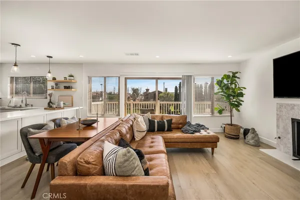 $1,595,000 | 24643 Santa Clara Avenue, Unit 7, Dana Point, CA 92629
