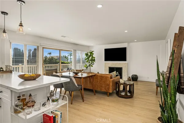 $1,595,000 | 24643 Santa Clara Avenue, Unit 7, Dana Point, CA 92629
