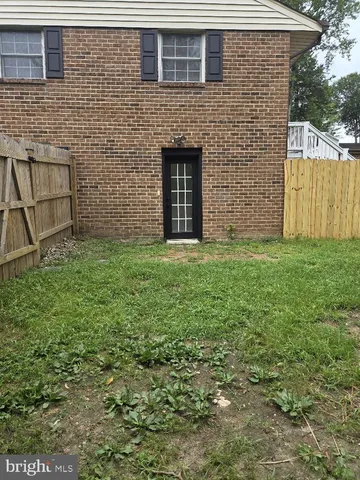 $1,850 | 4 Hicks Court, Unit LOWER APARTMENT, Fredericksburg, VA 22405
