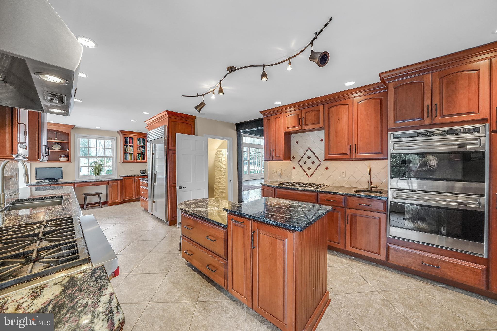 848 Goshen Road Newtown Square, PA 19073 - Photo 13 of 64